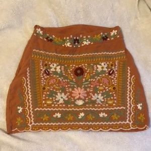 SHEIN flowered print skirt size M.